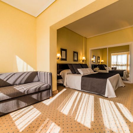 Eurostars Louxo Talaso О Грове Екстериор снимка